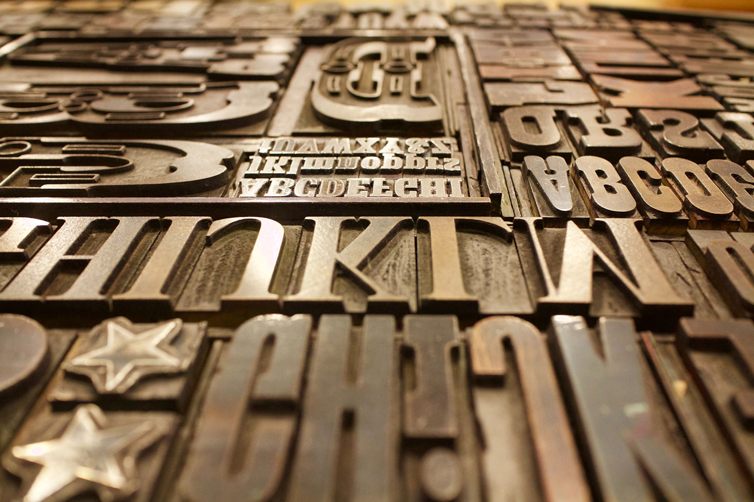 letterpress - Photo by Marcus dePaula on Unsplash